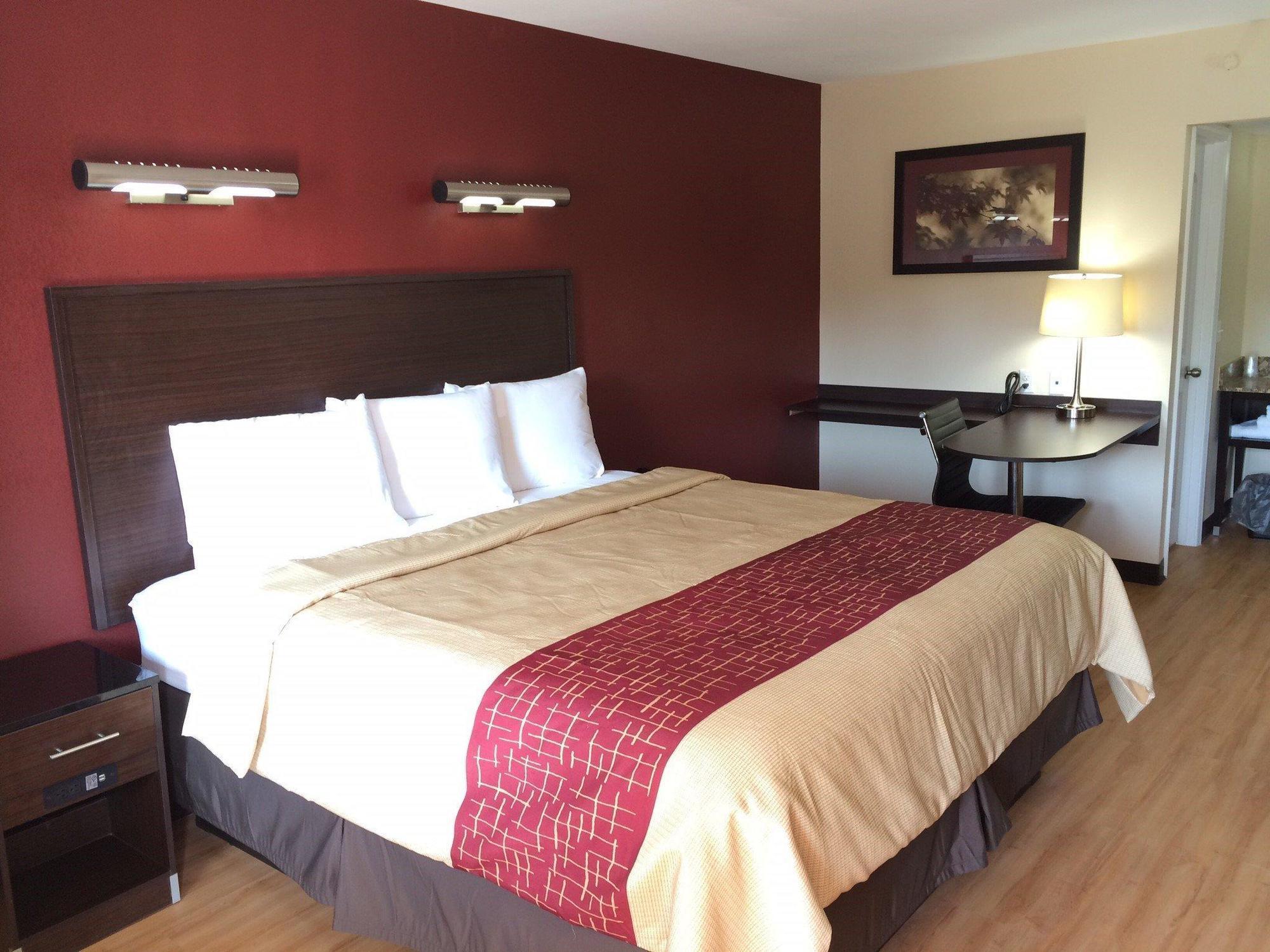 Red Roof Inn Plus+ Birmingham East - Irondale/Airport Exteriör bild