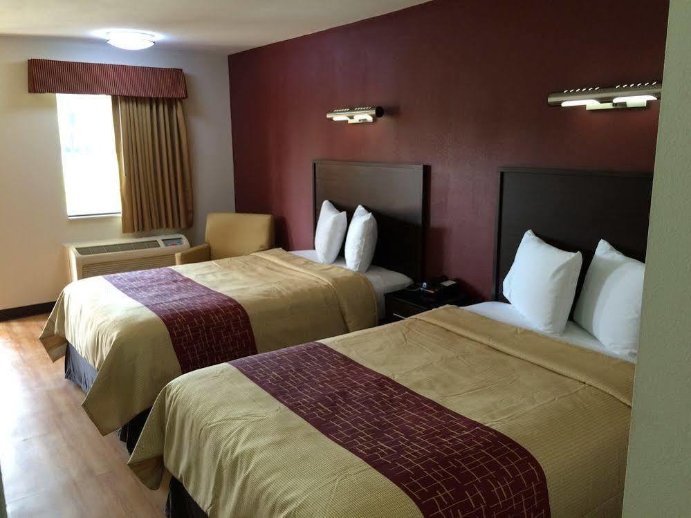 Red Roof Inn Plus+ Birmingham East - Irondale/Airport Exteriör bild
