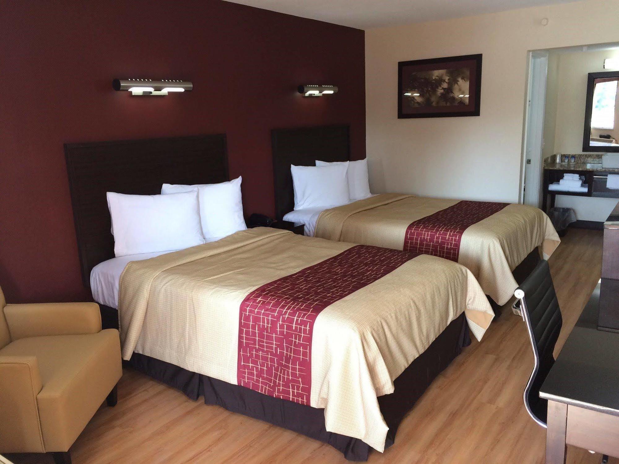 Red Roof Inn Plus+ Birmingham East - Irondale/Airport Exteriör bild
