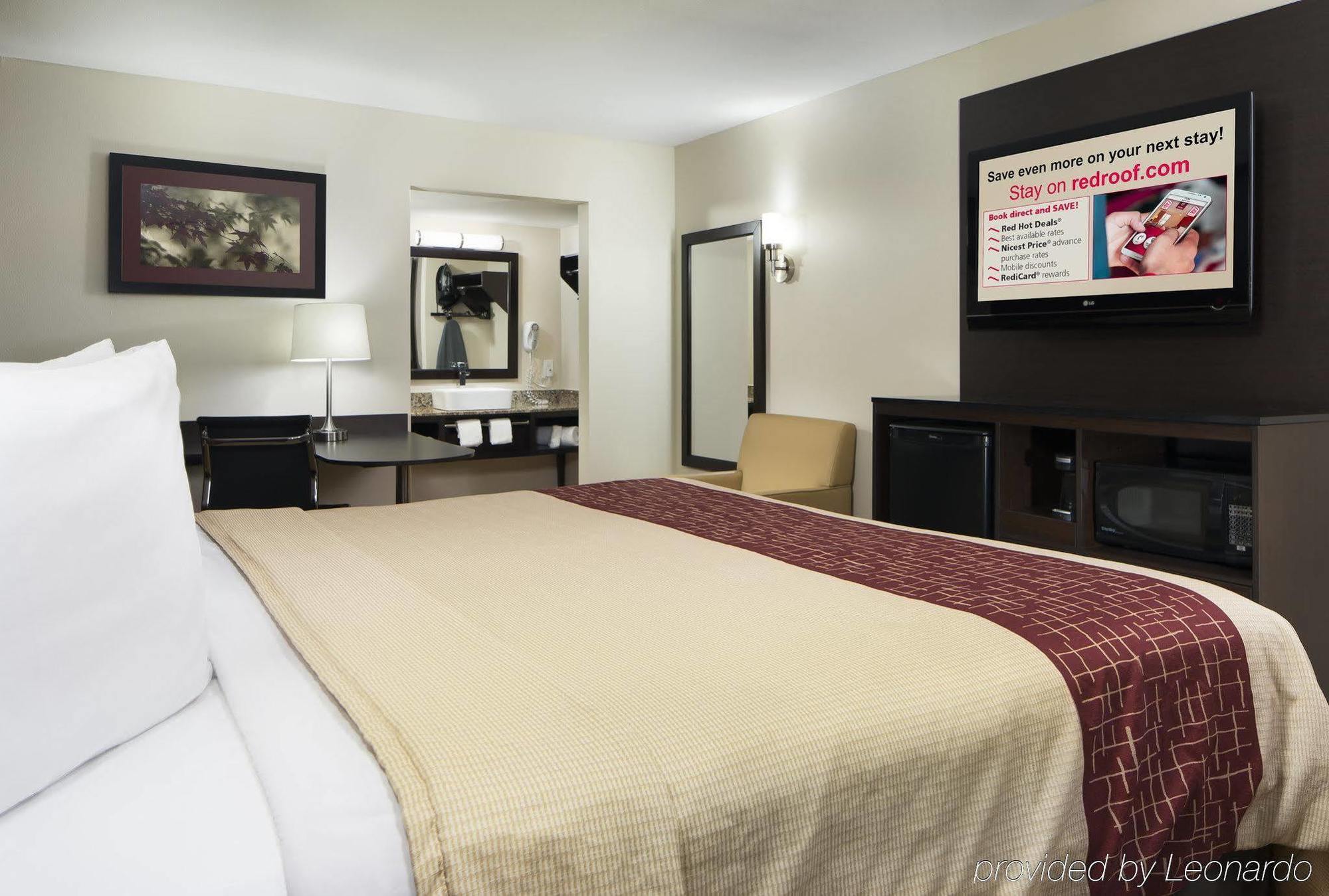 Red Roof Inn Plus+ Birmingham East - Irondale/Airport Exteriör bild